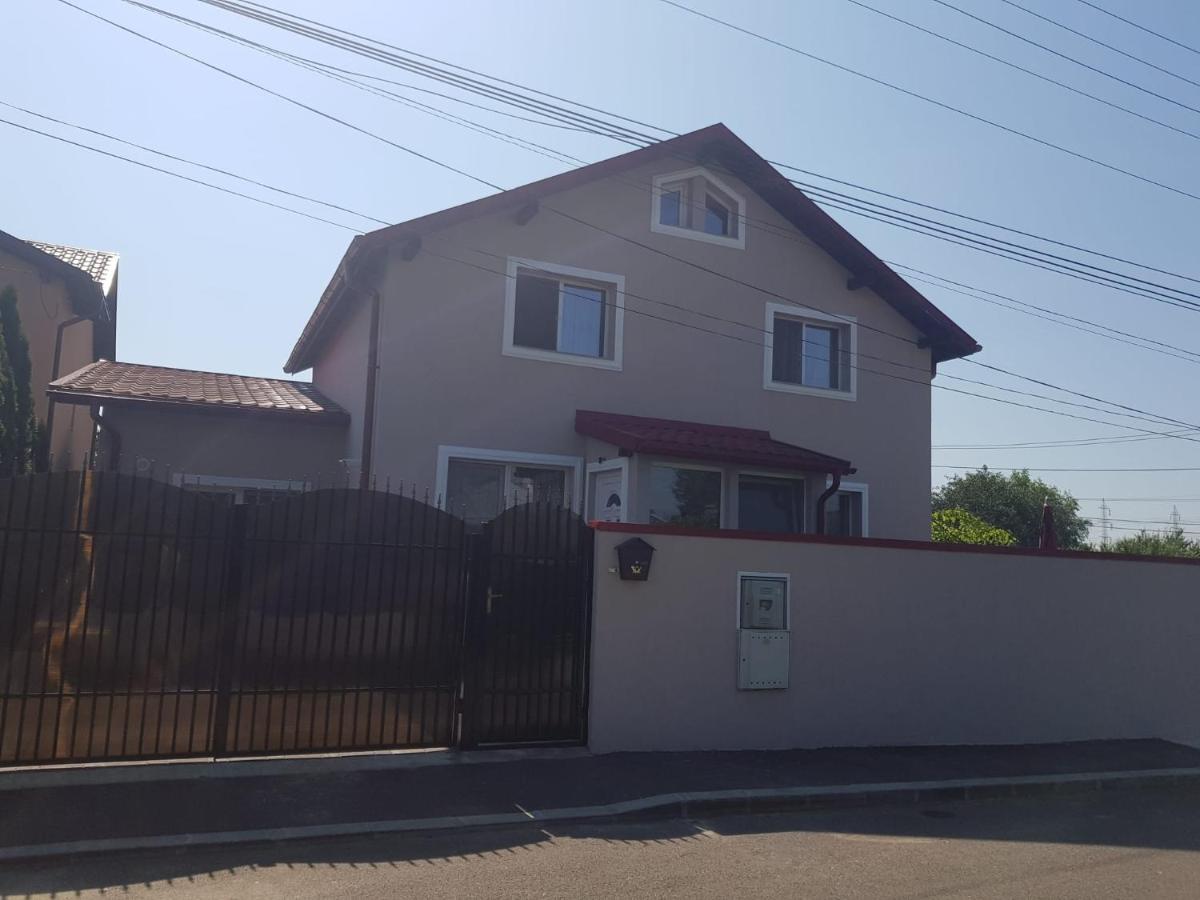 "Apartament"-Casa Genius Ploiesti Exterior photo